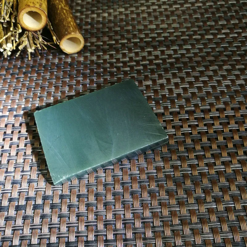 Natural Kunlun Jade Rough Nephrite Raw (5.5X4X0.8cm)