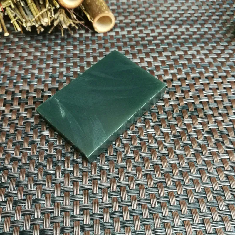 Natural Kunlun Jade Rough Nephrite Raw (5.5X4X0.8cm)