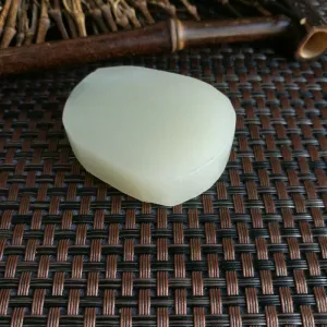 Natural Kunlun Jade Rough Nephrite Raw (57g,4.7X3.7X1.4cm)
