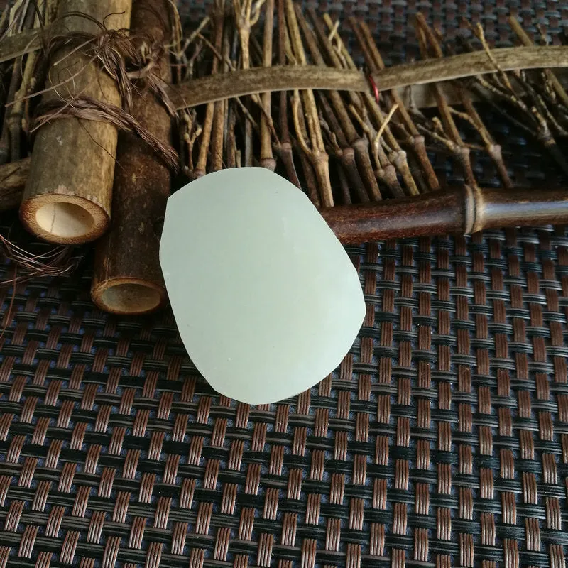 Natural Kunlun Jade Rough Nephrite Raw (57g,4.7X3.7X1.4cm)