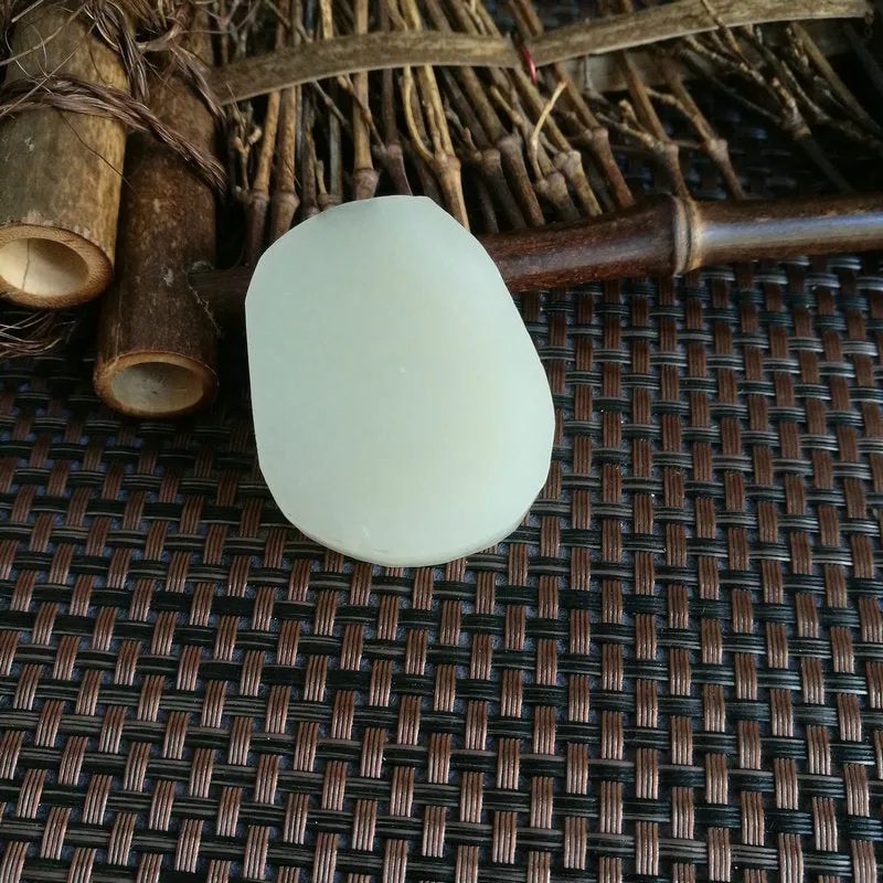Natural Kunlun Jade Rough Nephrite Raw (57g,4.7X3.7X1.4cm)