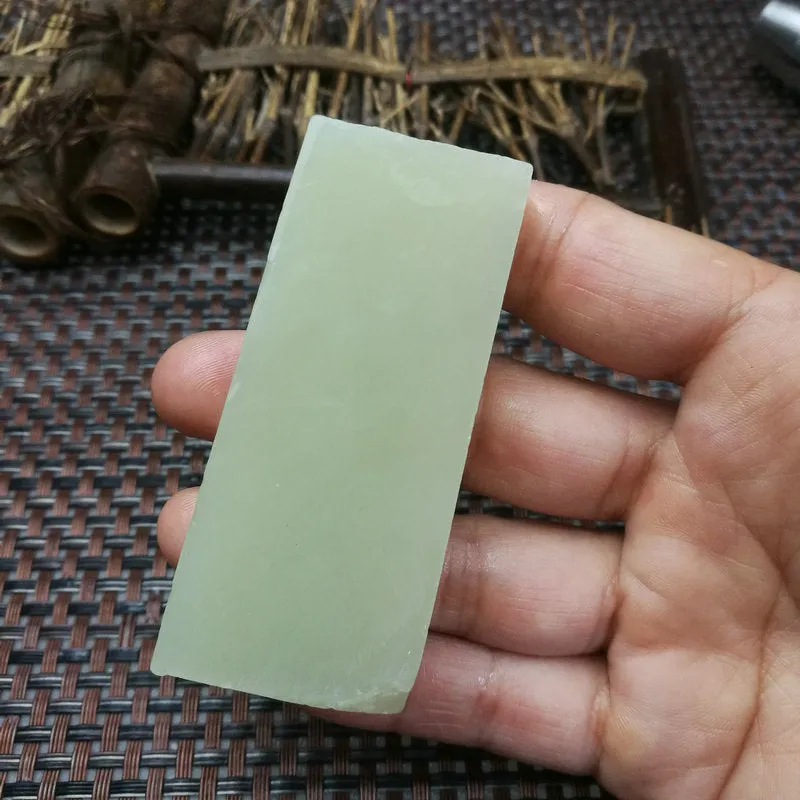 Natural Kunlun Jade Rough Nephrite Raw (65g, 7X2.8X1cm)