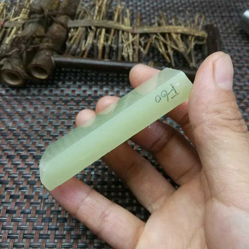 Natural Kunlun Jade Rough Nephrite Raw (65g, 7X2.8X1cm)