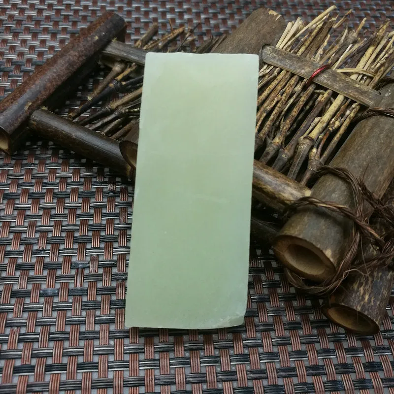 Natural Kunlun Jade Rough Nephrite Raw (65g, 7X2.8X1cm)