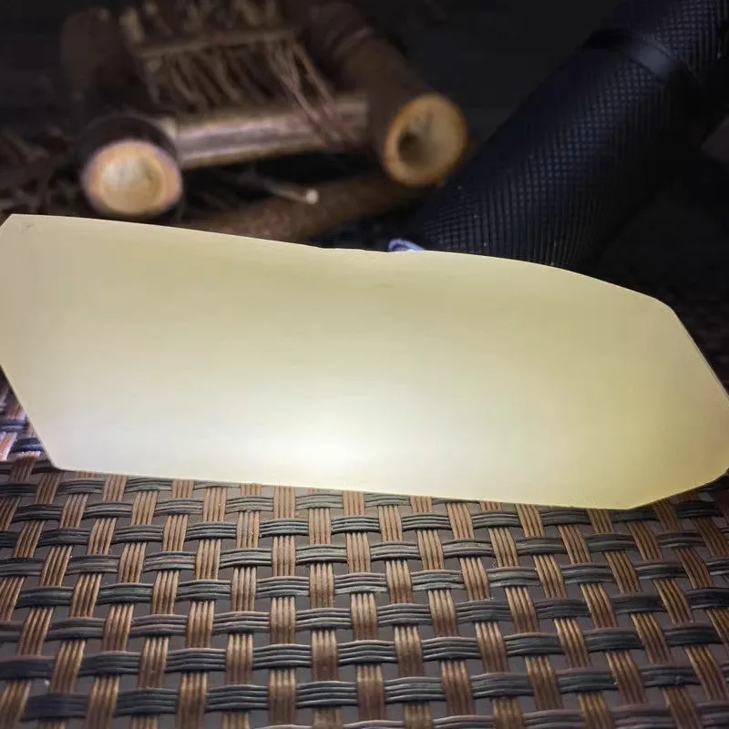 Natural Kunlun Jade Rough Nephrite Raw (81g,8.1X2.8X1.8cm)