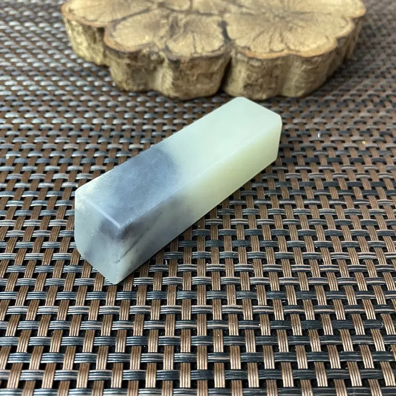 Natural Kunlun Jade Rough Nephrite Raw (82g,7.5X1.8X1.9cm)
