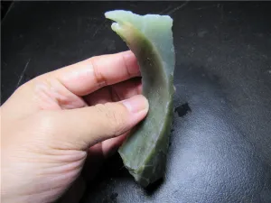 Natural Kunlun Jade Rough Nephrite Raw (85.59g, 95X32X20mm)