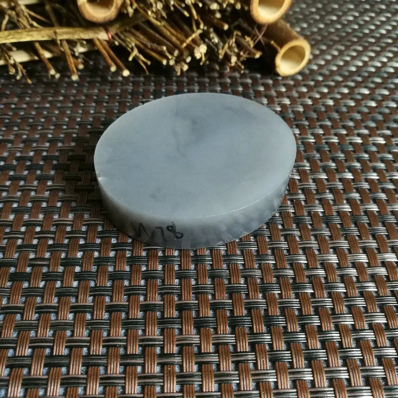 Natural Kunlun Jade Rough Nephrite Raw (85g,5.6X4.9X1.3cm)
