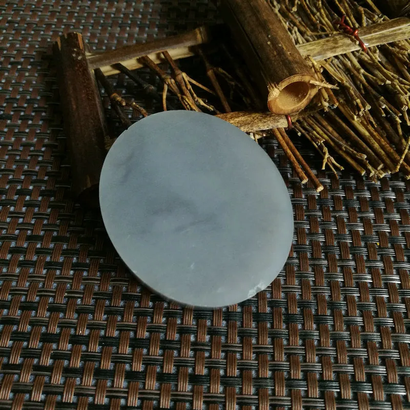 Natural Kunlun Jade Rough Nephrite Raw (85g,5.6X4.9X1.3cm)