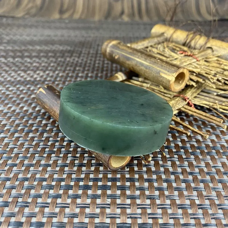 Natural Kunlun Jade Rough Nephrite Raw (87g,5.2X1.4cm)