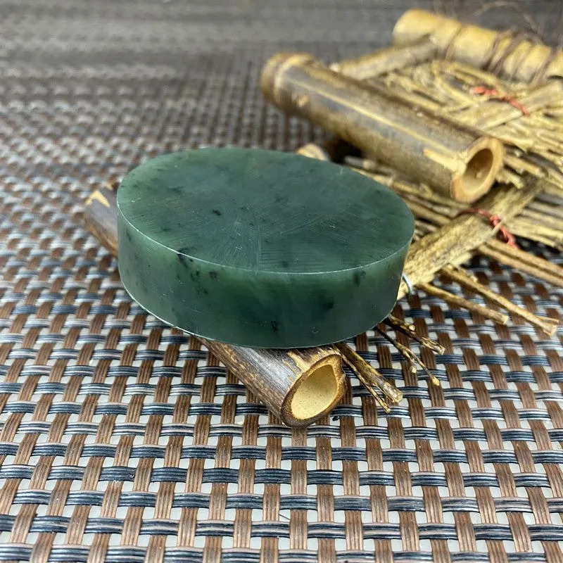 Natural Kunlun Jade Rough Nephrite Raw (87g,5.2X1.4cm)