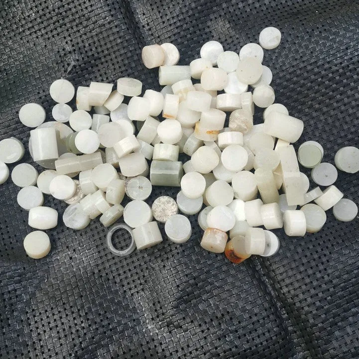 Natural Kunlun Jade Rough Nephrite Raw 932g