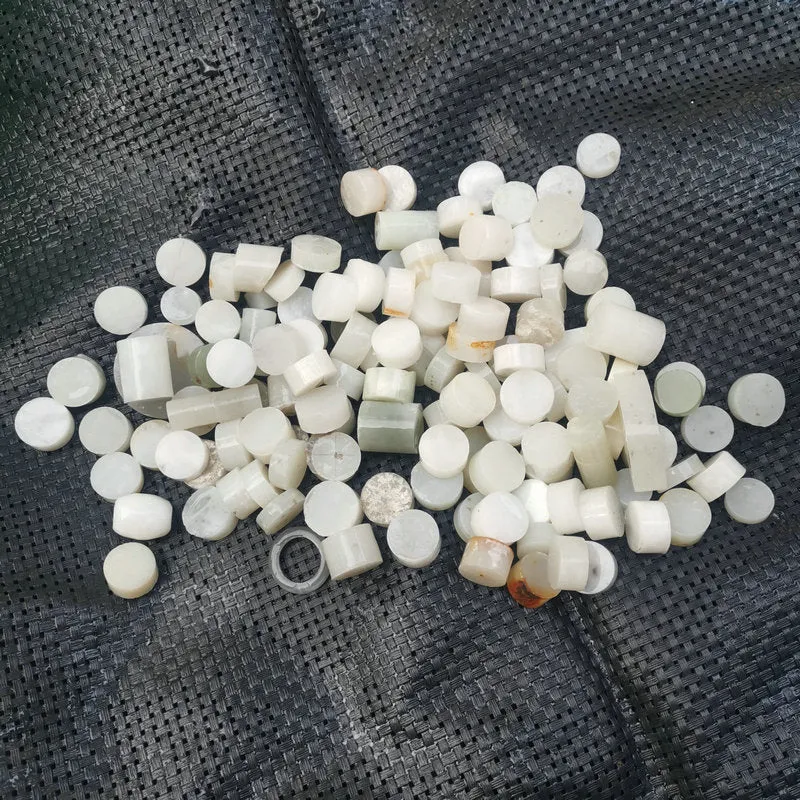 Natural Kunlun Jade Rough Nephrite Raw 932g