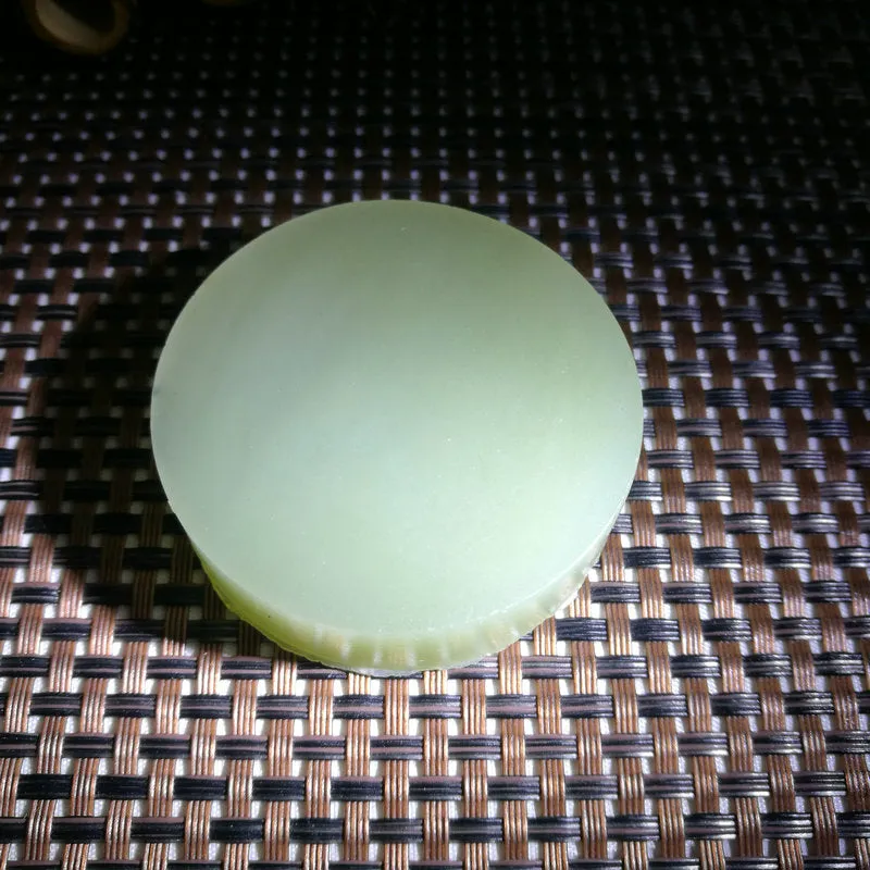 Natural Kunlun Jade Rough Nephrite Raw (93g,5.3X1.4cm)