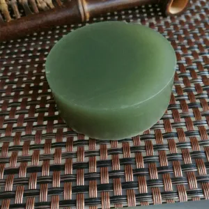 Natural Kunlun Jade Rough Nephrite Raw (95g, 4.8X1.8cm)