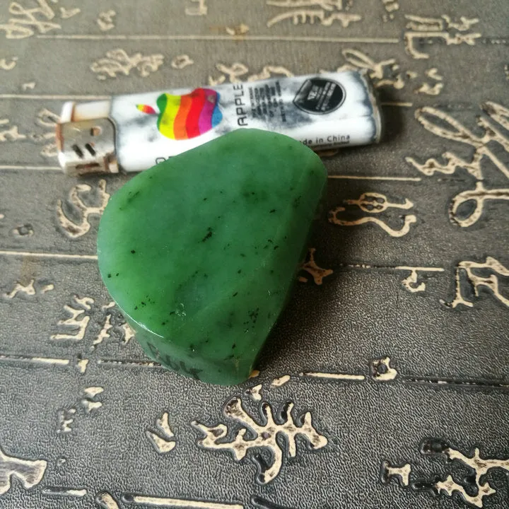 Natural Kunlun Jade Rough Nephrite Raw (95g, 5.3X4.2cm)