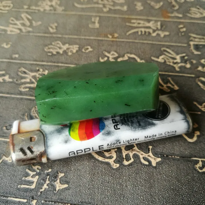 Natural Kunlun Jade Rough Nephrite Raw (95g, 5.3X4.2cm)