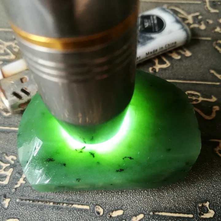 Natural Kunlun Jade Rough Nephrite Raw (95g, 5.3X4.2cm)