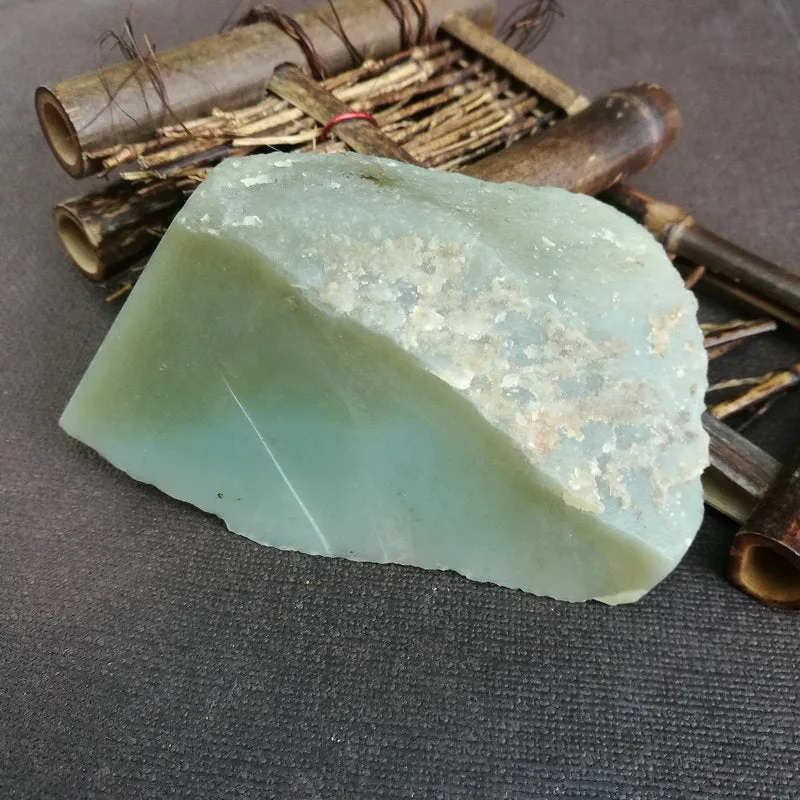 Natural Kunlun Jade Rough Nephrite Raw (9.5X6X2cm)