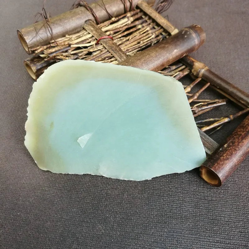 Natural Kunlun Jade Rough Nephrite Raw (9.5X6X2cm)