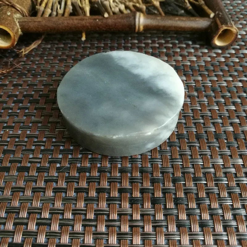 Natural Kunlun Jade Rough Nephrite Raw (96g,5.4X1.4cm)