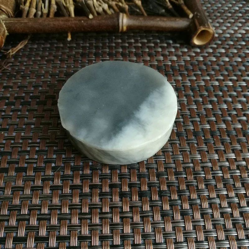 Natural Kunlun Jade Rough Nephrite Raw (96g,5.4X1.4cm)