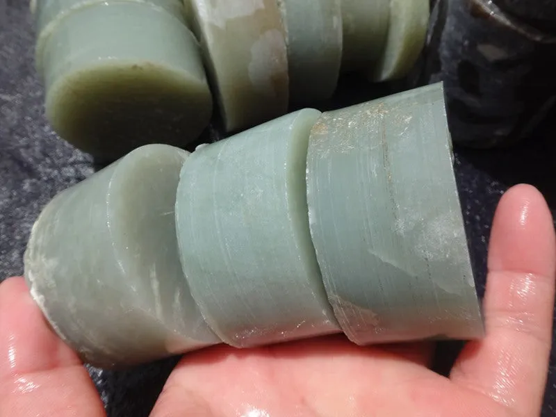 Natural Kunlun Jade Rough Nephrite Remains 25 pieces