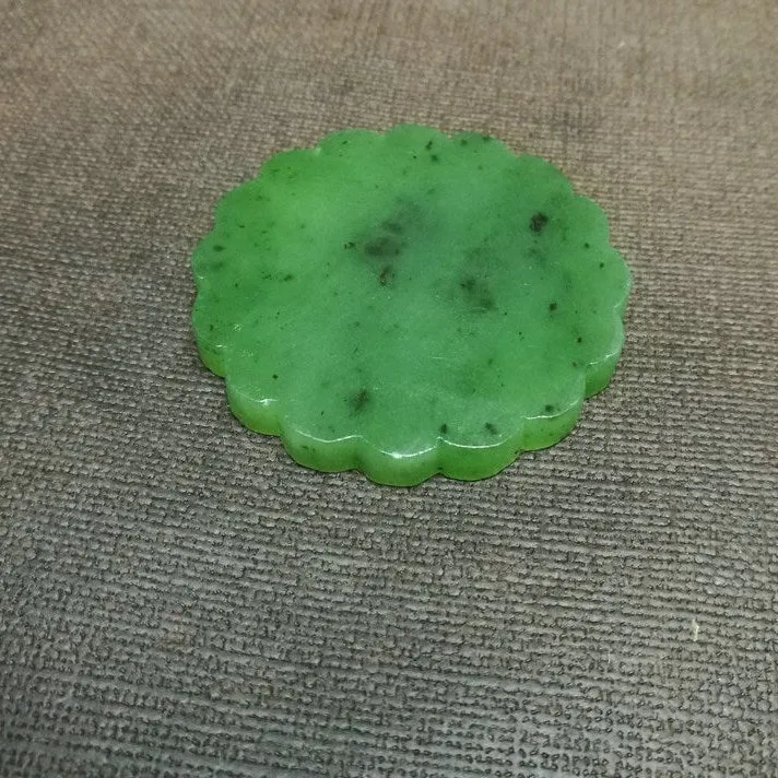 Natural Siberian Jade Rough Nephrite Raw (81g,5.3X1.3cm)