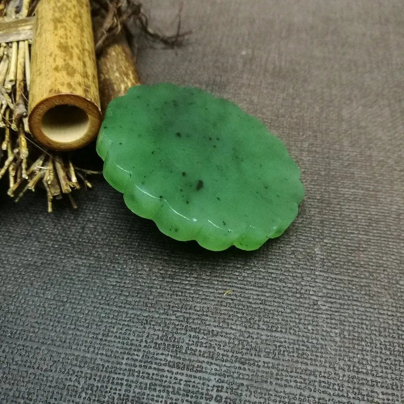 Natural Siberian Jade Rough Nephrite Raw (81g,5.3X1.3cm)