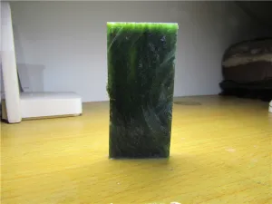 Natural Siberian Jade Rough Russia nephrite Raw (81.51g, 85X39X7mm)