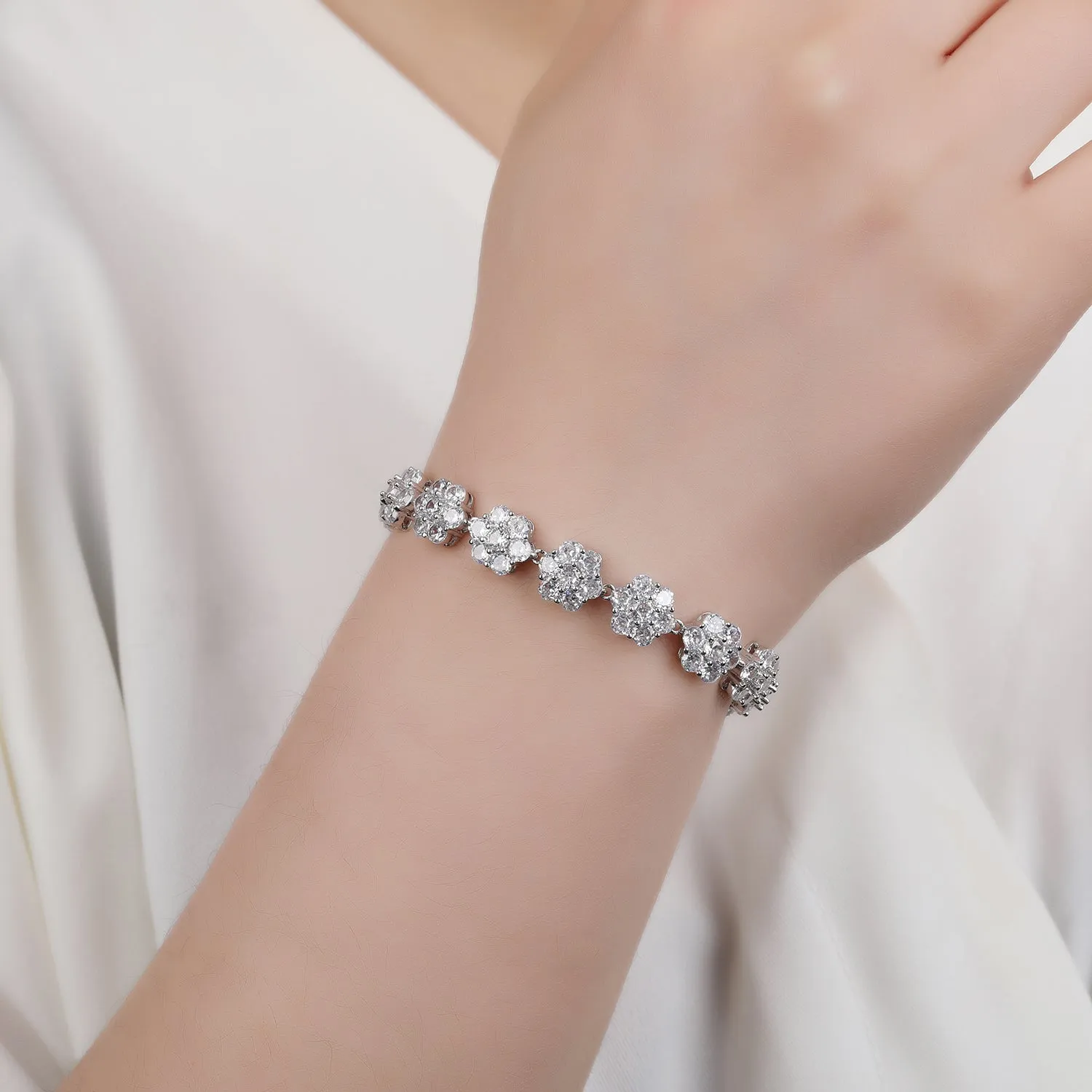 Plum Bossom 5A Cubic Zirconia Silver Bracelet Chains for Women CK10143