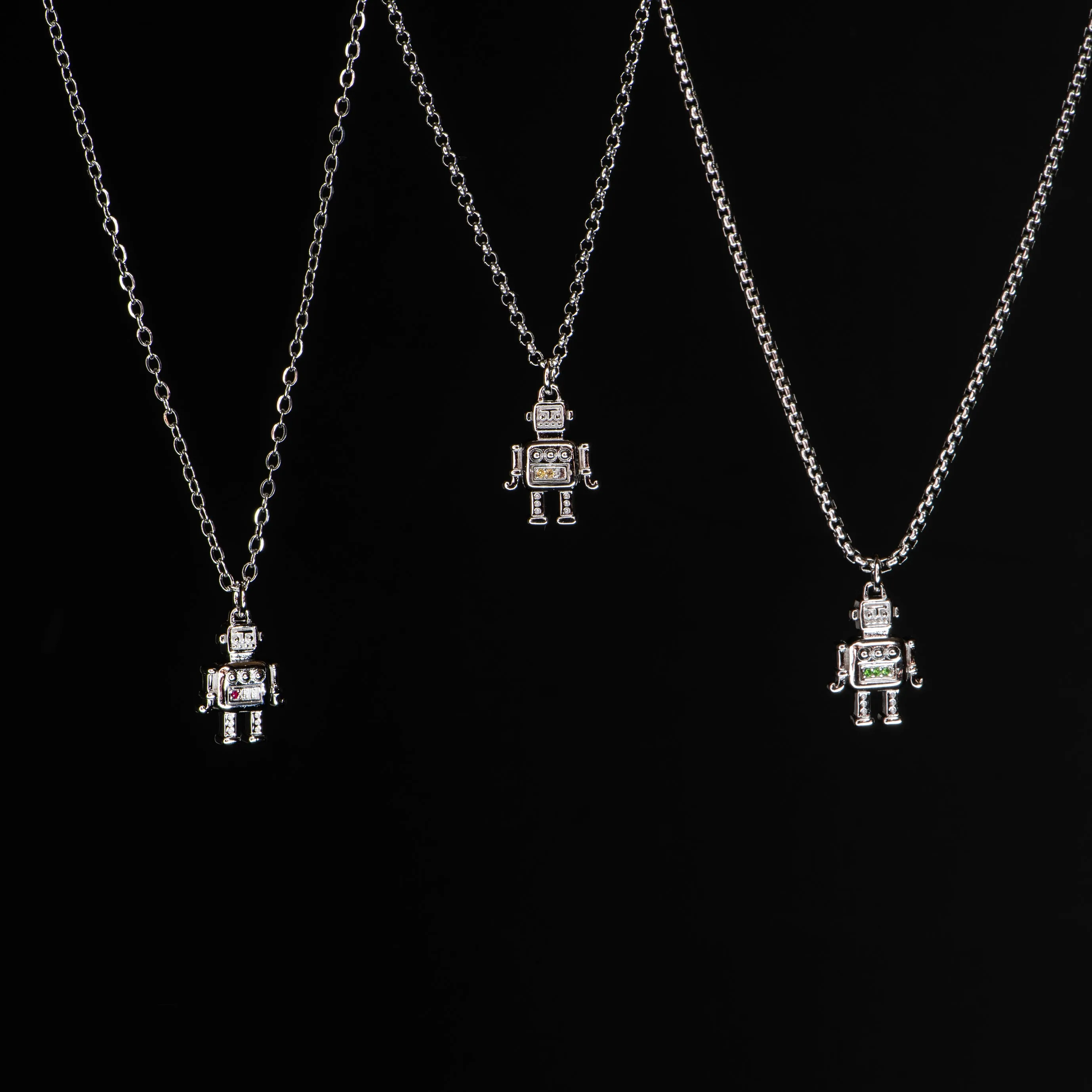 Robot Pendant - SOCIAL BATTERY