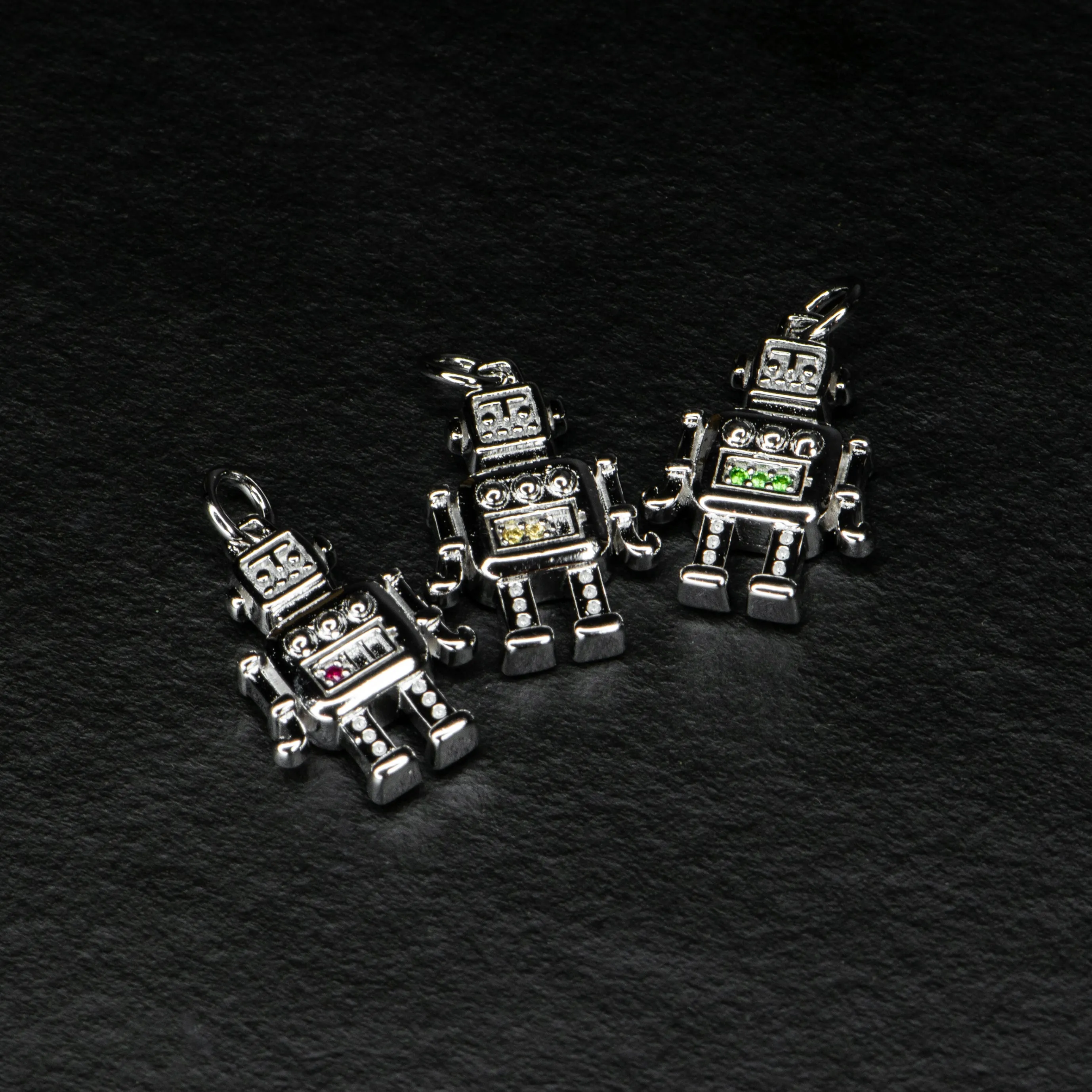 Robot Pendant - SOCIAL BATTERY