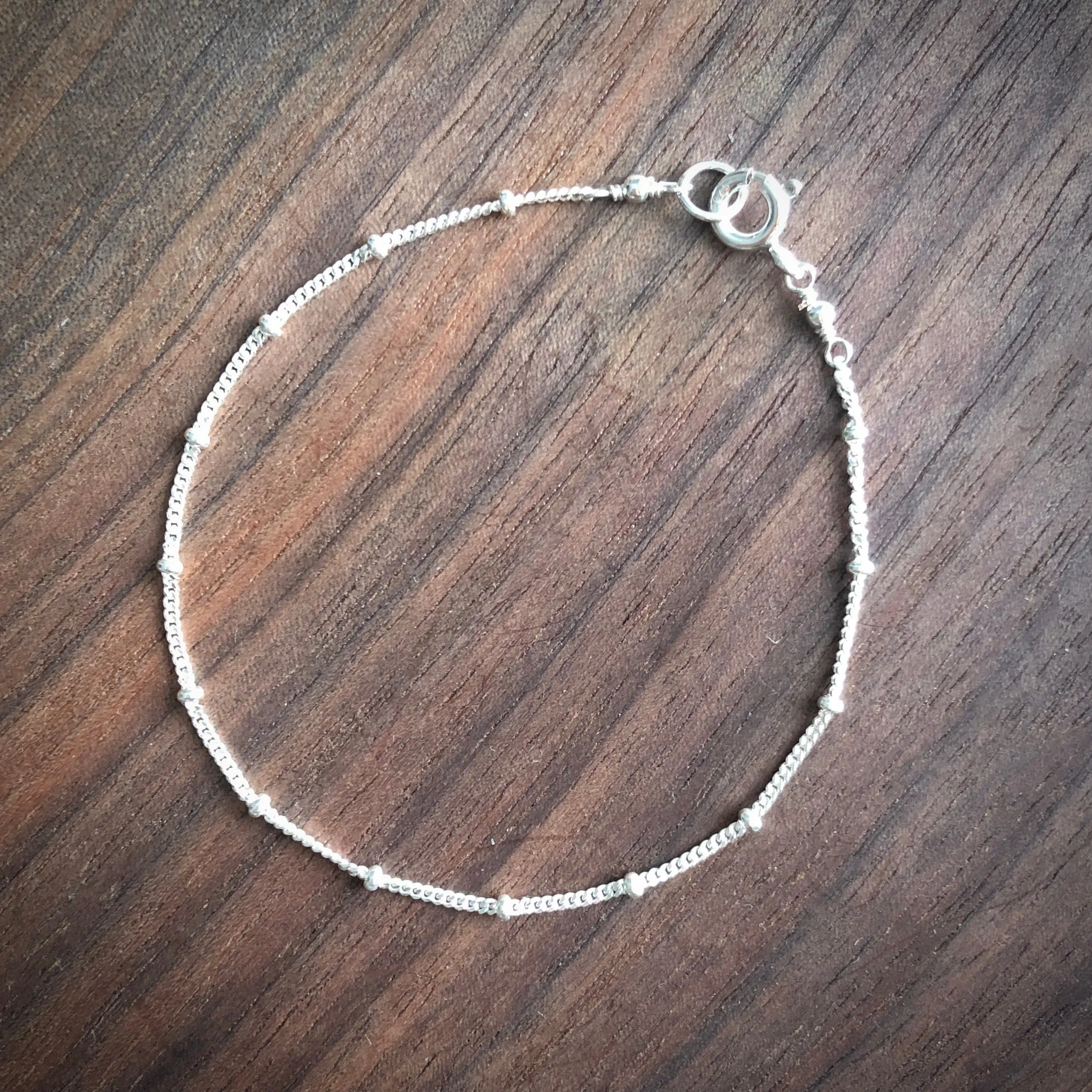 Satellite bracelet