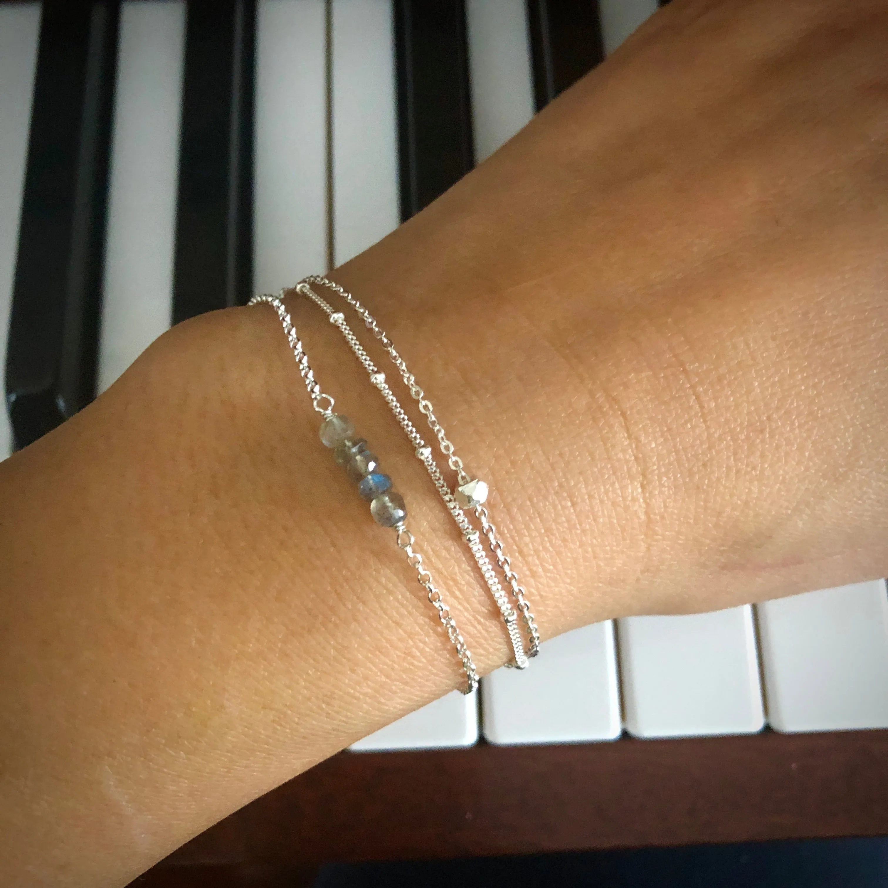 Satellite bracelet