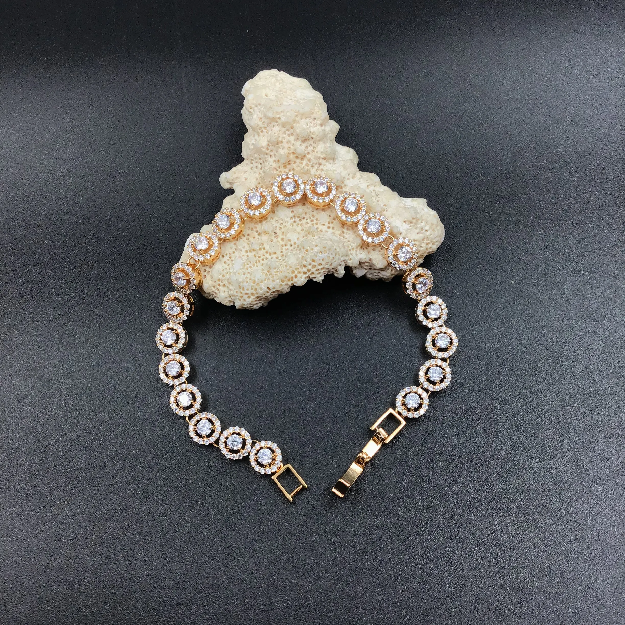 Zircon/AD Bracelet 5038-05