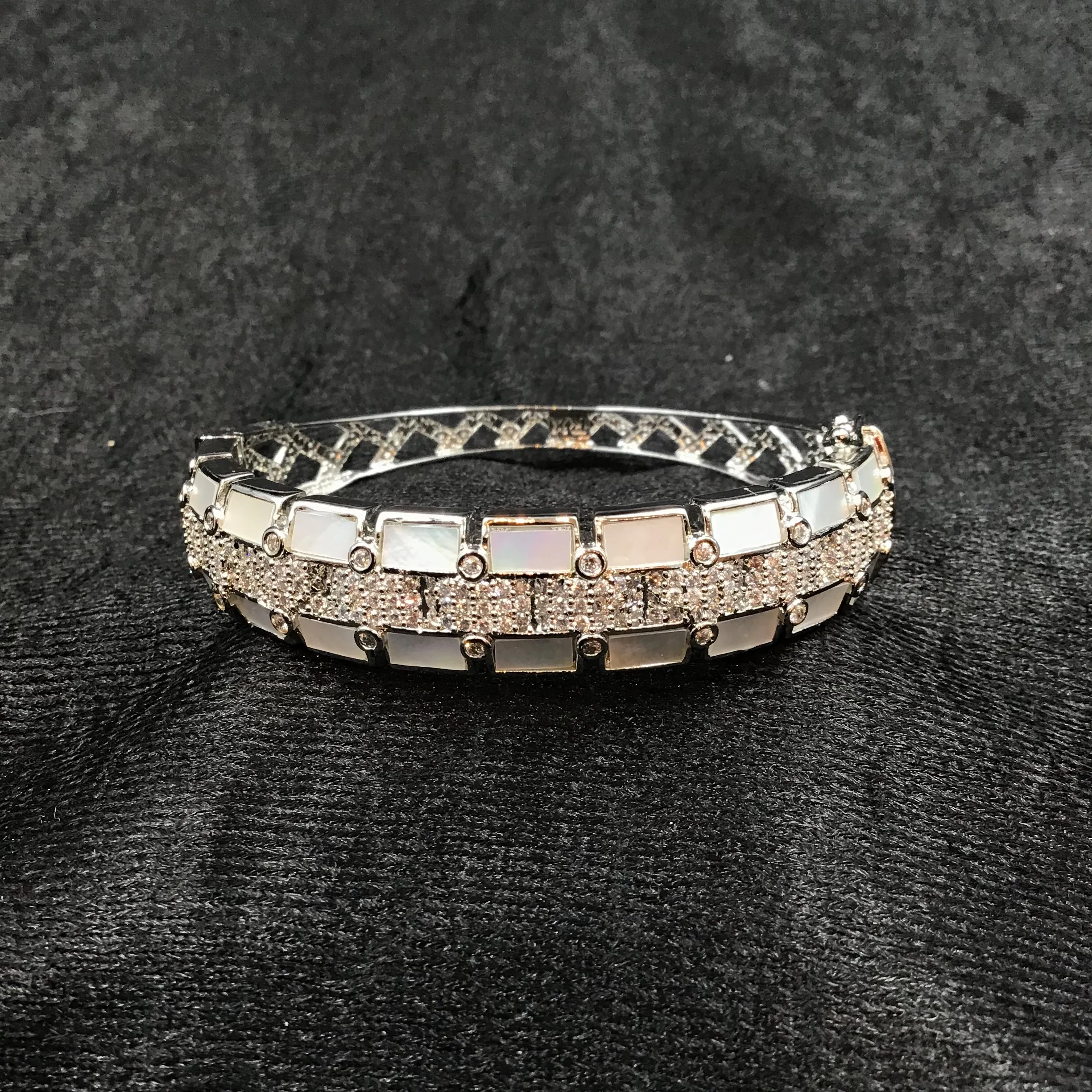 Zircon/AD Mother of Pearl Bracelet 5488-34