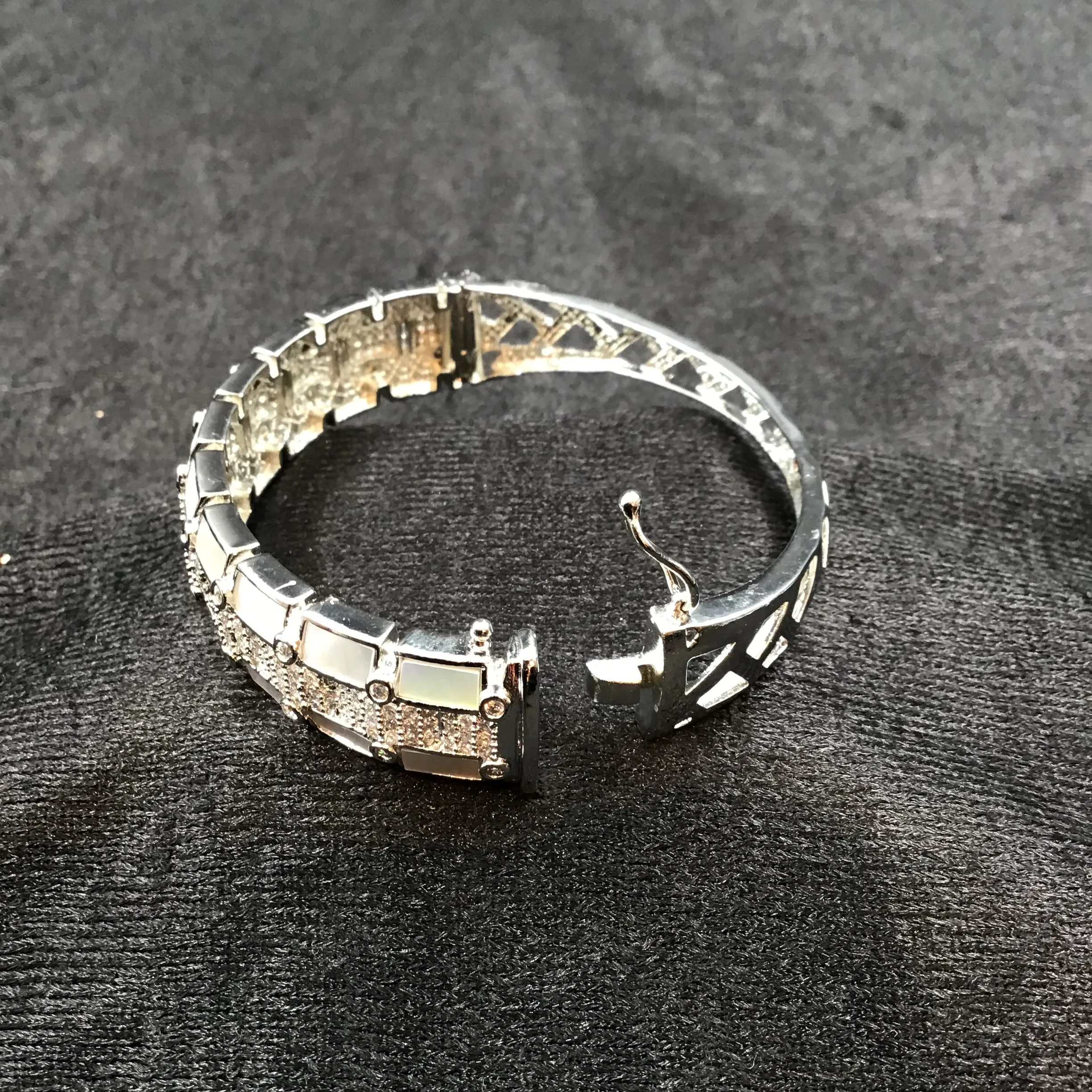 Zircon/AD Mother of Pearl Bracelet 5488-34